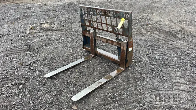 Virnig skid steer pallet forks