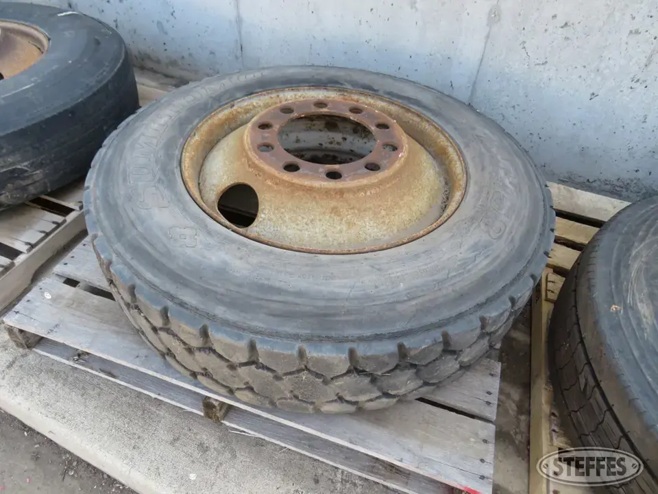 Sumitomo Truck Tire