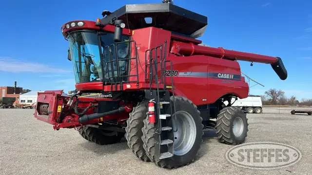 2013 Case IH 7230