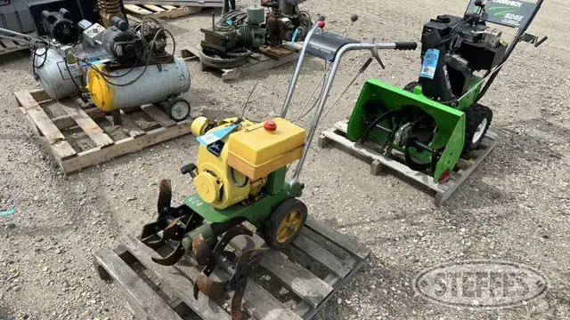 John Deere 624