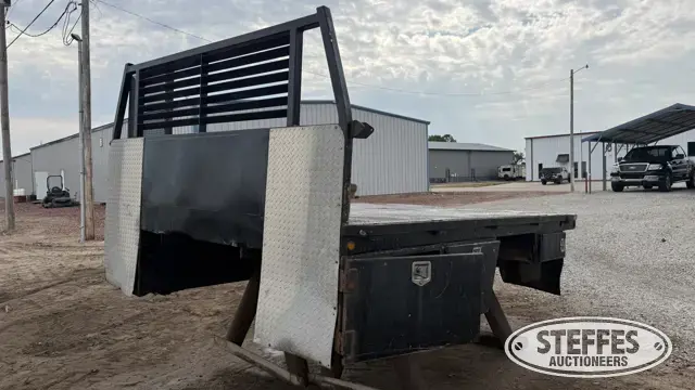 Pickup flatbed