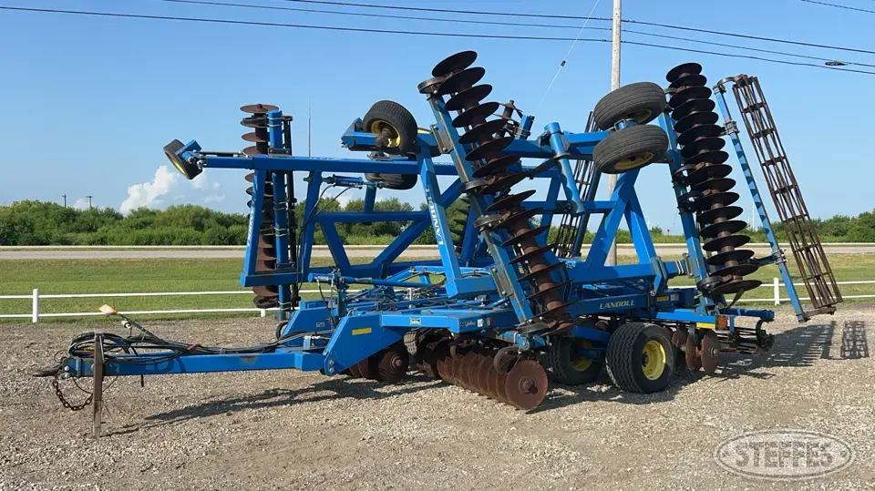 2016 Landoll 7431-33 Disc