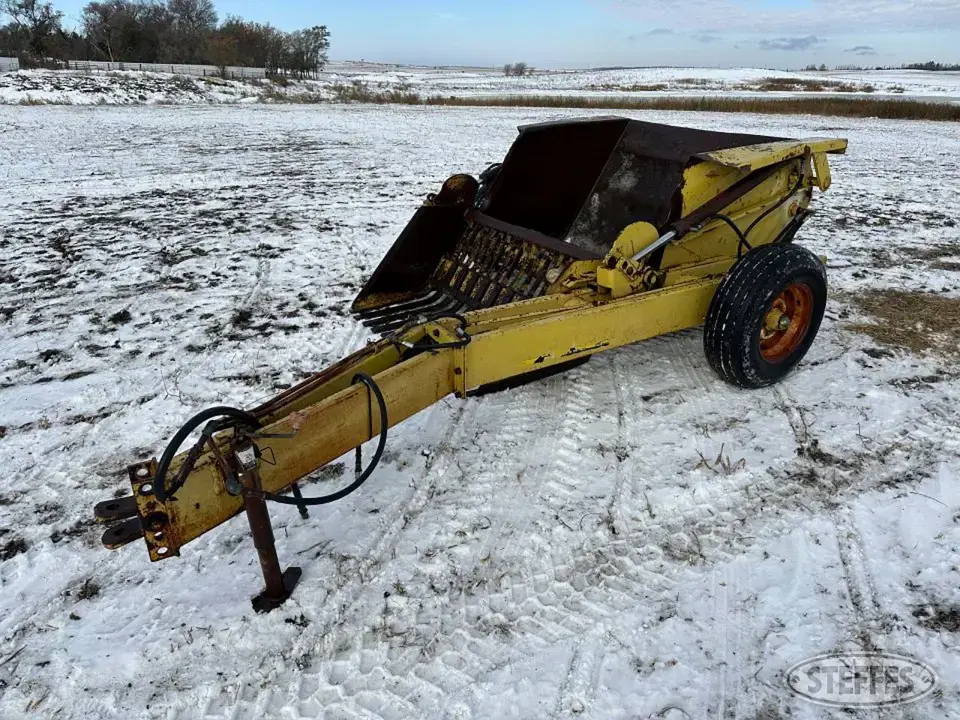 Degelman 570 Rock Picker