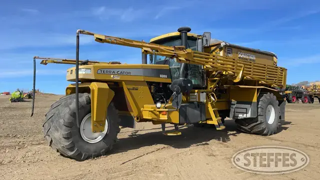 2007 TerraGator 8203