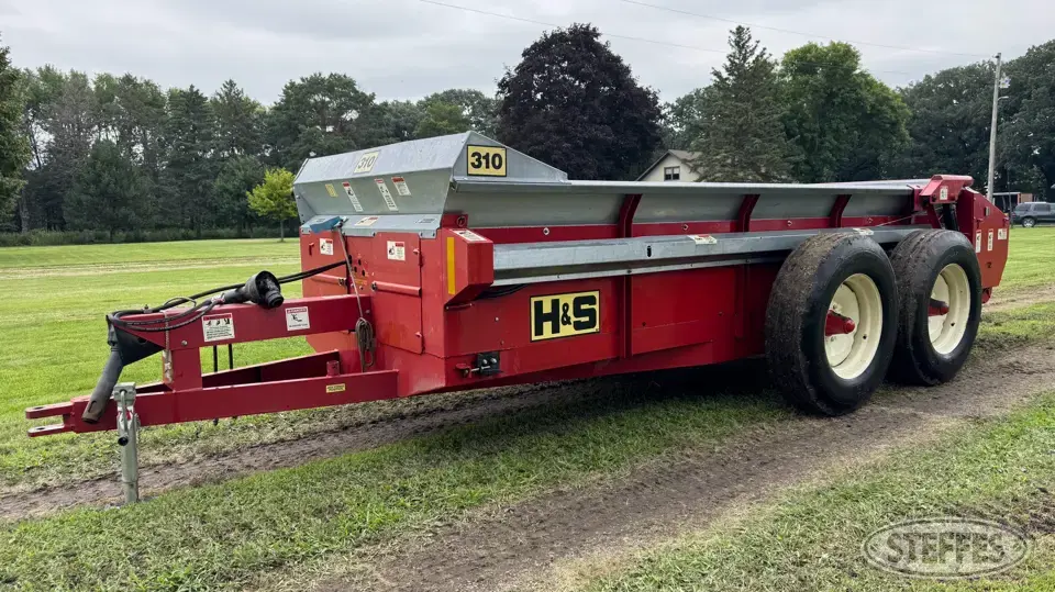 H&S 310 Manure Application Equipment