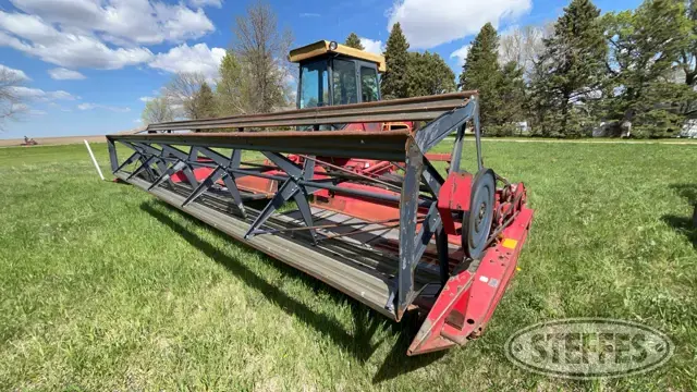 1980 Versatile 4400