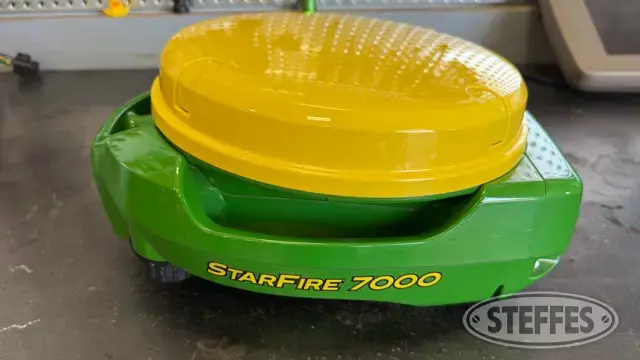 John Deere StarFire 7000