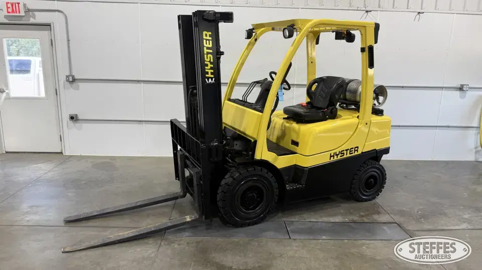Hyster H50FT Warehouse Forklift