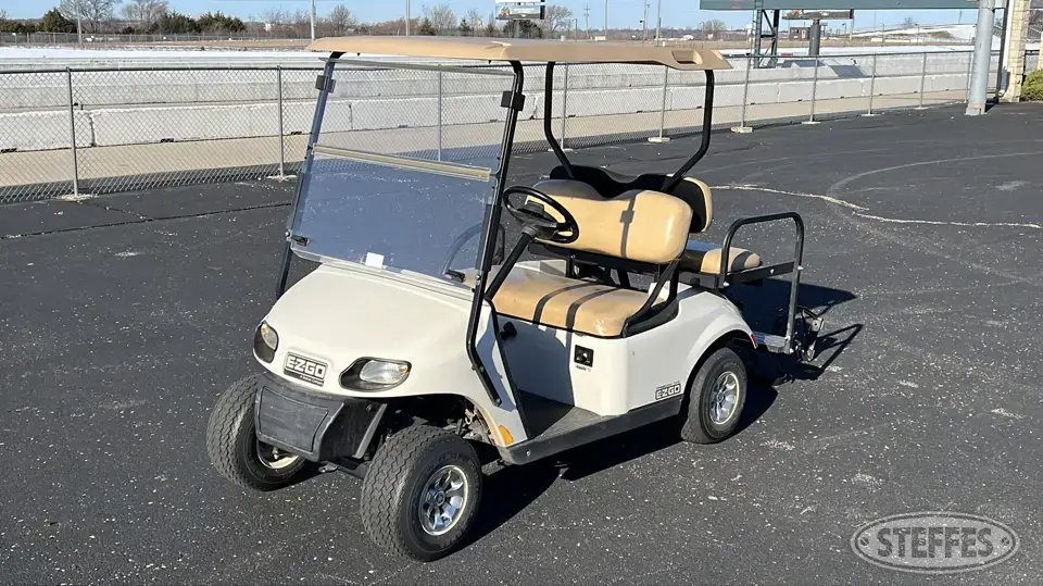 2015 E-Z-Go Freedom TXT Golf Cart