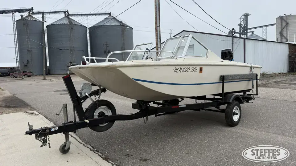 1970 Larson Tri Hull Boat