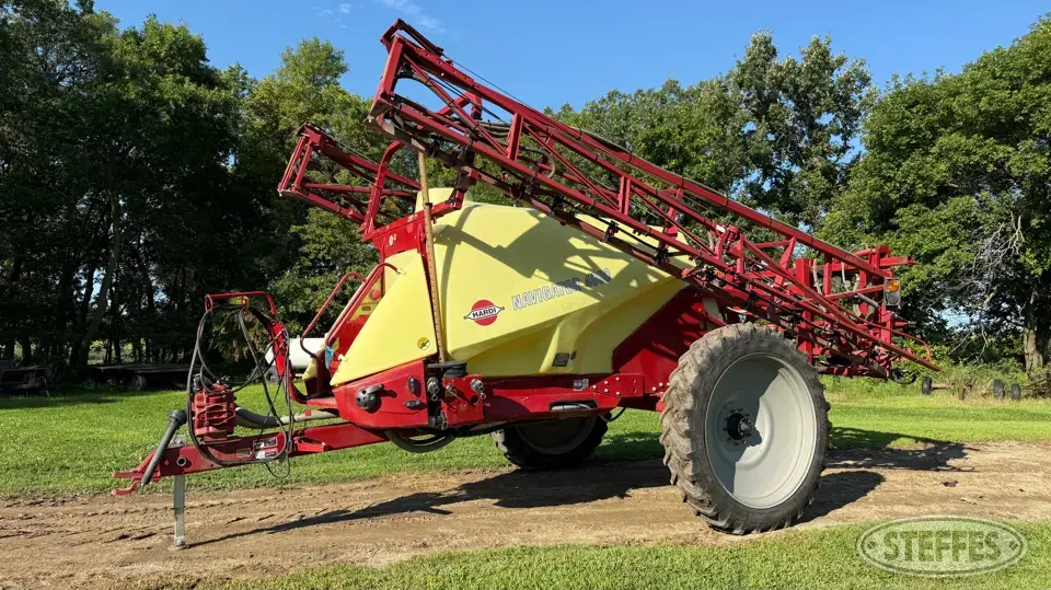 Hardi Navigator 4000 Pull-Type Sprayer