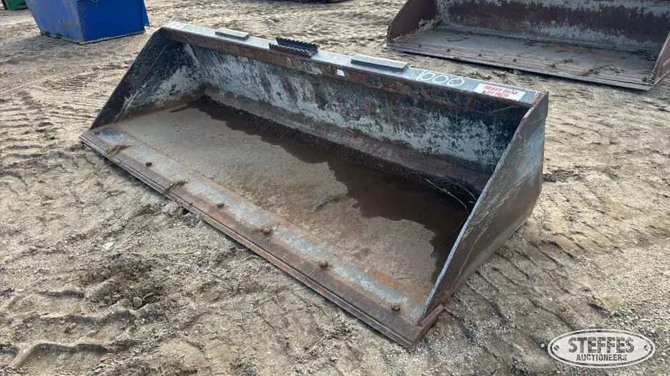 Stout skid steer bucket