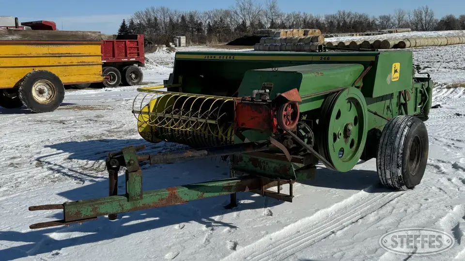 1978 John Deere 346 Square Baler