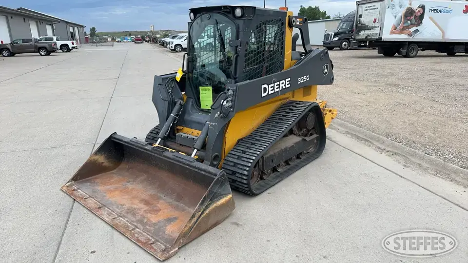 2019 Deere 325G Tracked Skid Steer