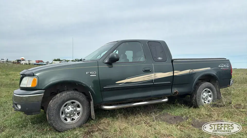2001 Ford F-150 XLT Half Ton Pickup