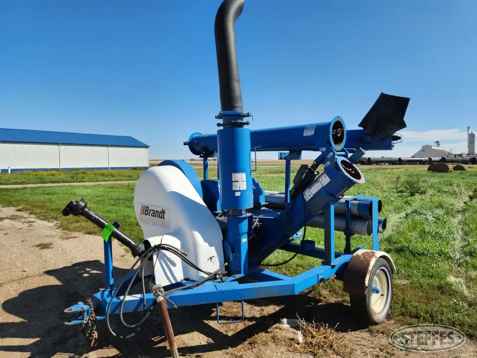 Brandt 4500 Pneumatic Grain Equipment