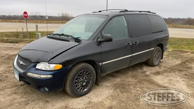 1998 Chrysler Town & Country
