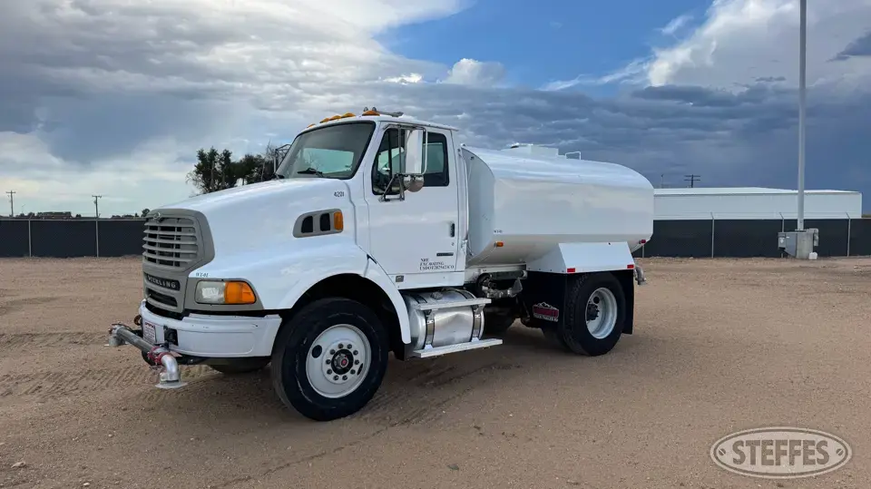 2005 Sterling L8500 Water Truck