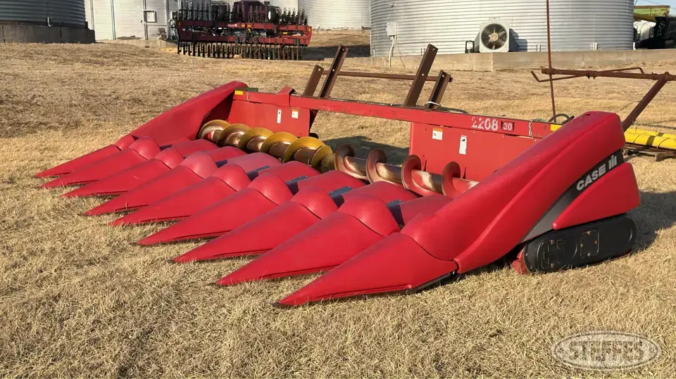 2002 Case IH 2208 Corn Head