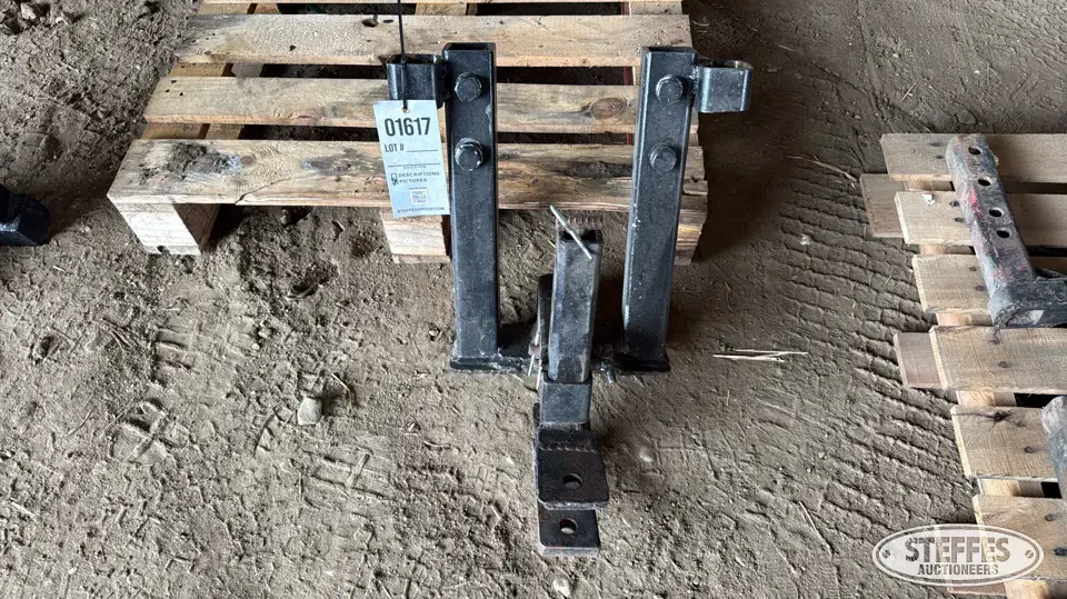 John Deere 5000 Series receiver hitch Tractor Part