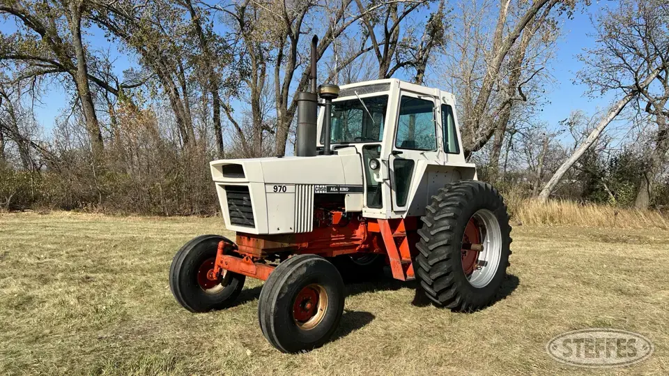 1975 JI Case Agri King 970 2WD Tractor
