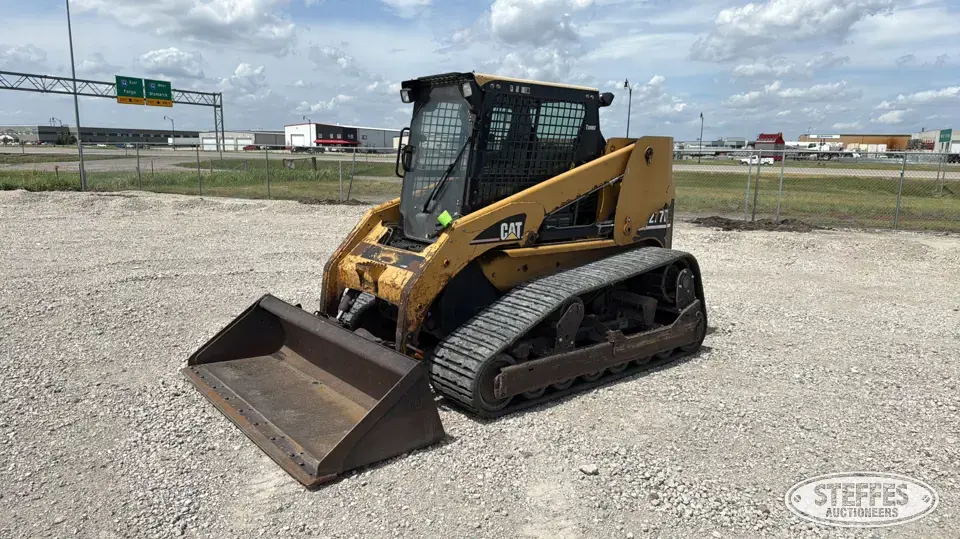 2005 CAT 277B Tracked Skid Steer