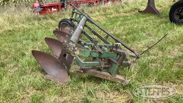 Oliver Plow