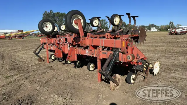 International 183