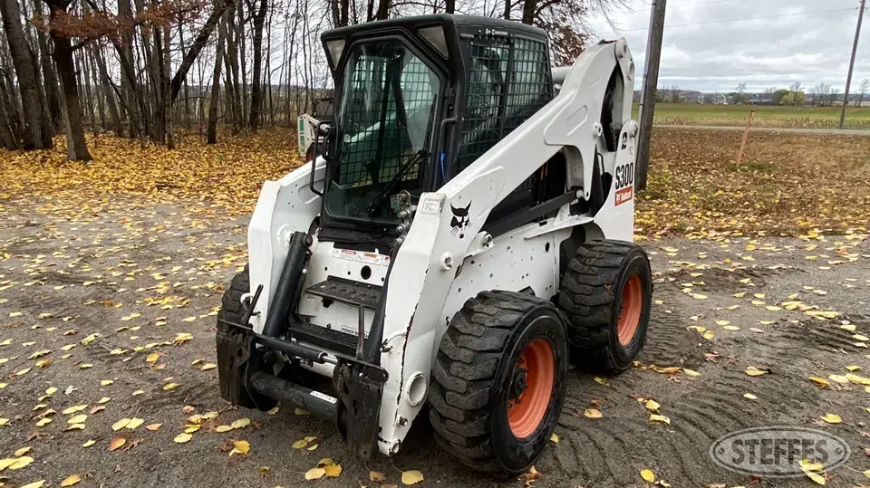 2009 Bobcat S300 Wheeled Skid Steer