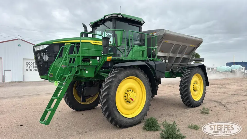 2023 John Deere 600R Self-Propelled Dry Applicators-Spreaders-Floater