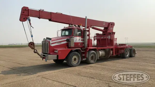Weldco Hydra-Lift HL25T70 on 1992 Kenworth C550B