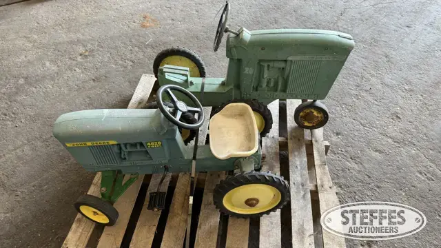 John Deere 4020 & 20 pedal tractors
