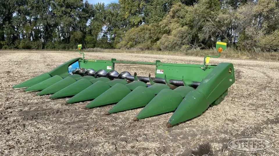2007 John Deere 893 Corn Head