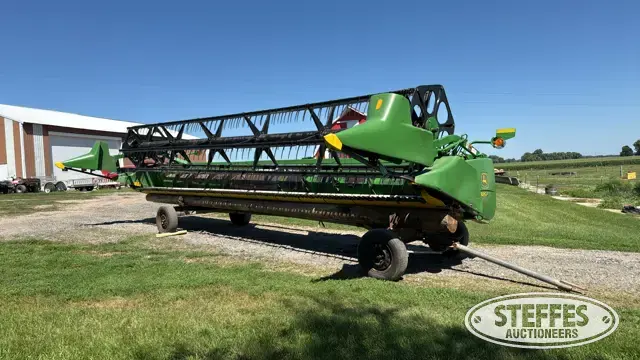 2003 John Deere 925F