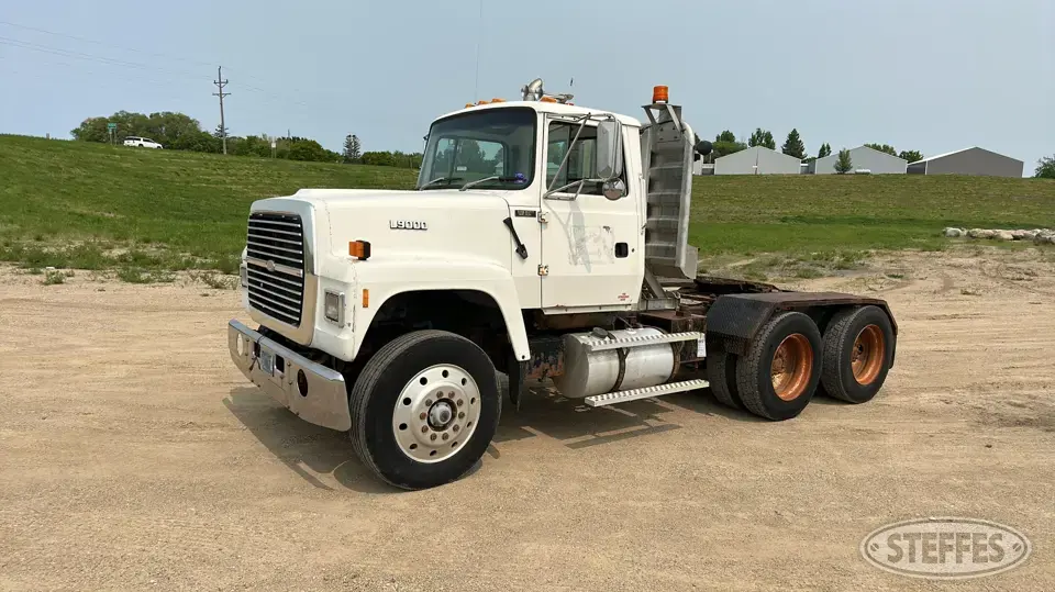 1994 Ford L9000 Conventional Truck without Sleeper