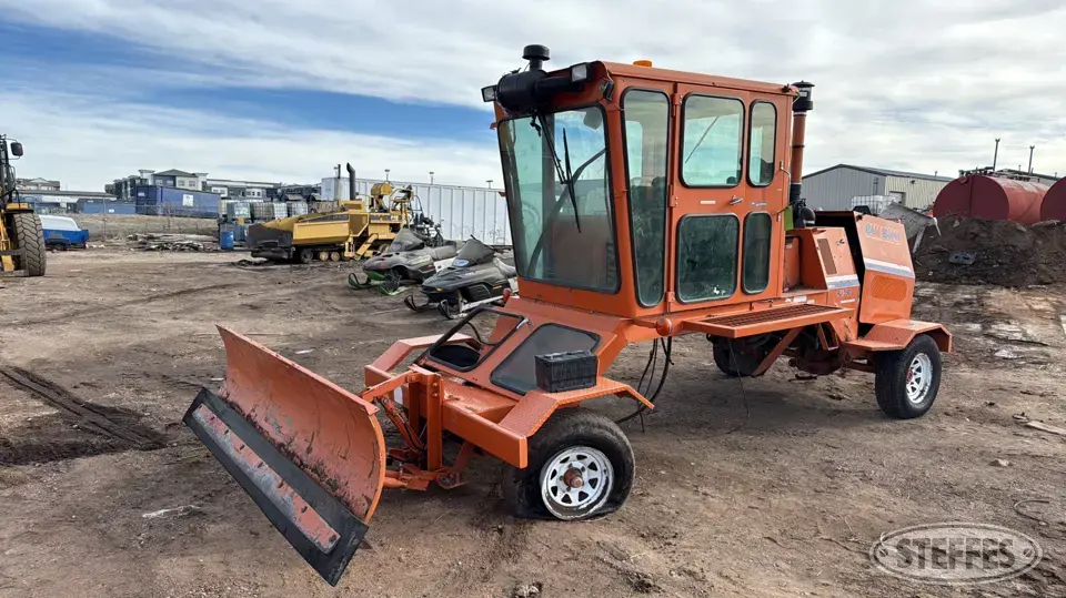 2002 Broce RJ350 Broom