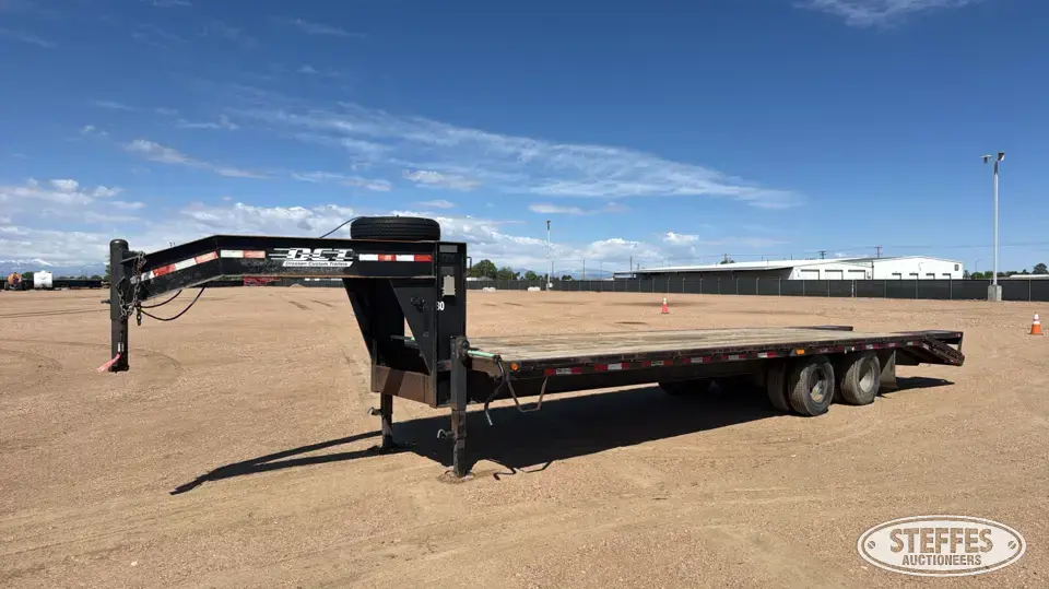 2007 DCT Flatbed Trailer