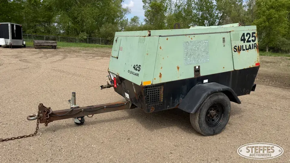 Sullair 425DPQCAT Air Compressor