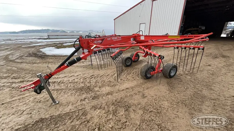 Kuhn GA 4220 TH Rake