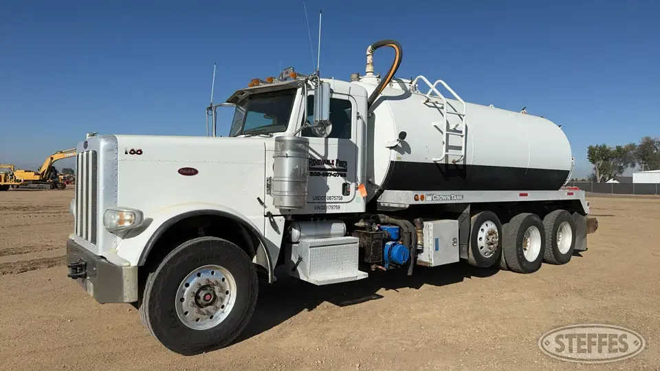 2013 Peterbilt 388 Specialty Truck