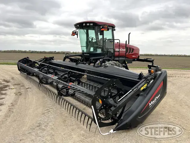 2014 MacDon M155