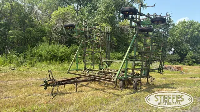 John Deere 1010