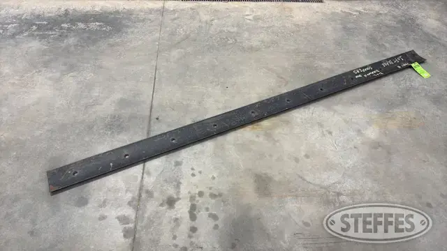 Bolt-on cutting edge