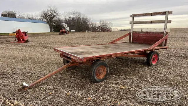 Hay rack