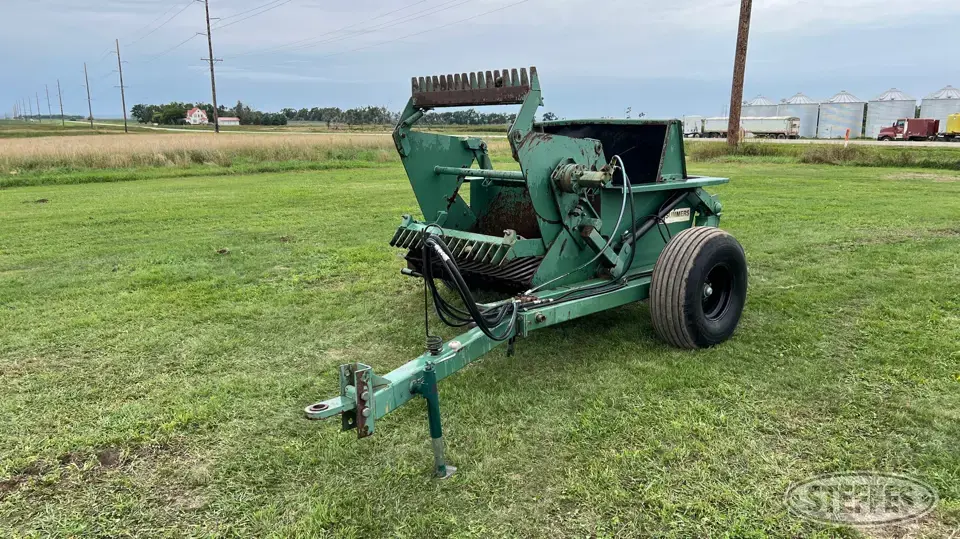 Summers 700 Rock Picker