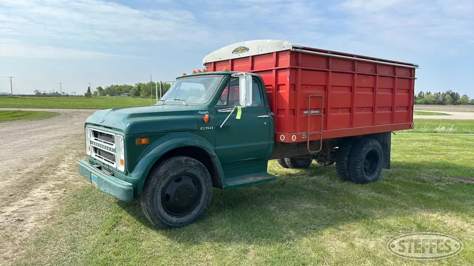 1972 Chevrolet C50 Single Axle Boxed Truck