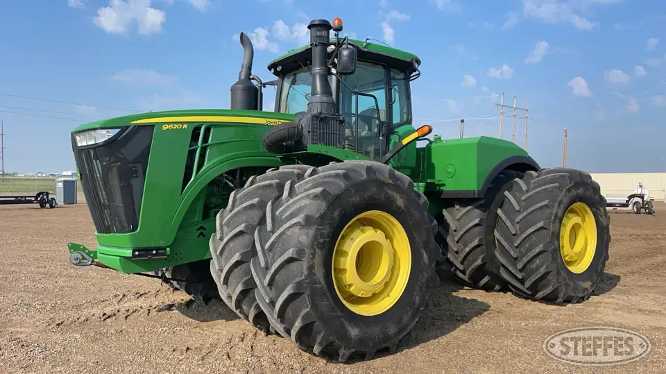2015 John Deere 9620R 4WD Tractor
