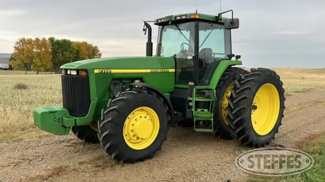 1997 John Deere 8300