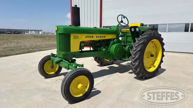 1959 John Deere 530