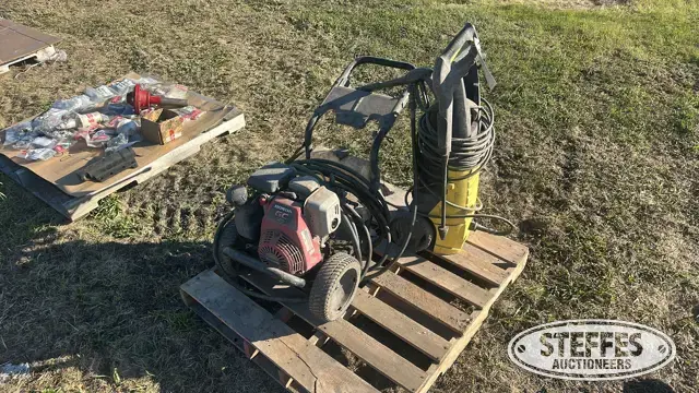(2) Electric pressure washers